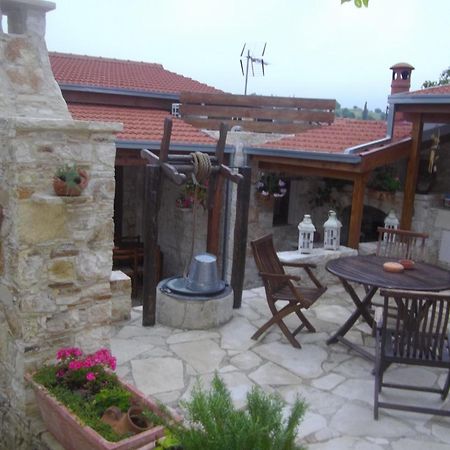 Xenios Cottages Lófou Chambre photo