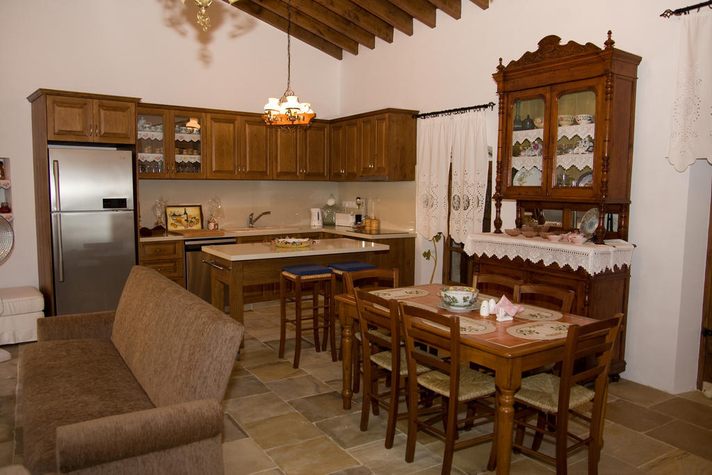 Xenios Cottages Lófou Chambre photo